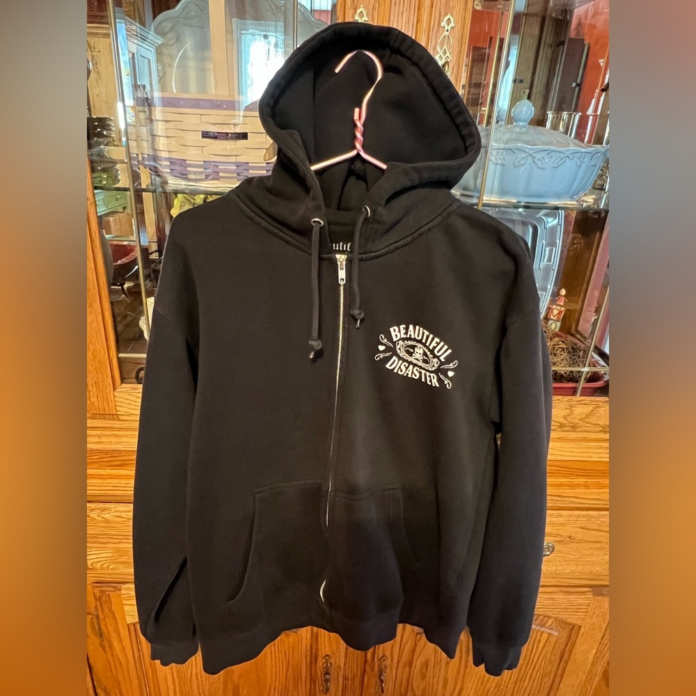 Beautiful Disaster Statement Hoodie What Doesn’t Kill You XL OBSOLETE & RARE‼️ - Picture 12 of 15